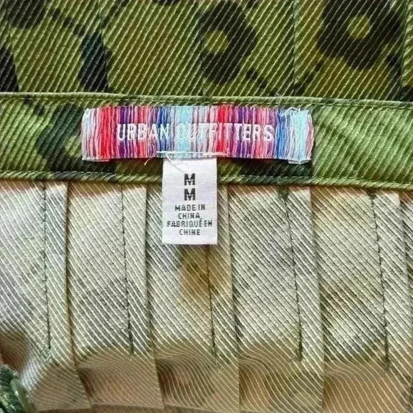 Urban Outfitters Pleated Dark Academia Novelty Scarf Print Funky Y2K Skirt Med - Picture 6 of 11